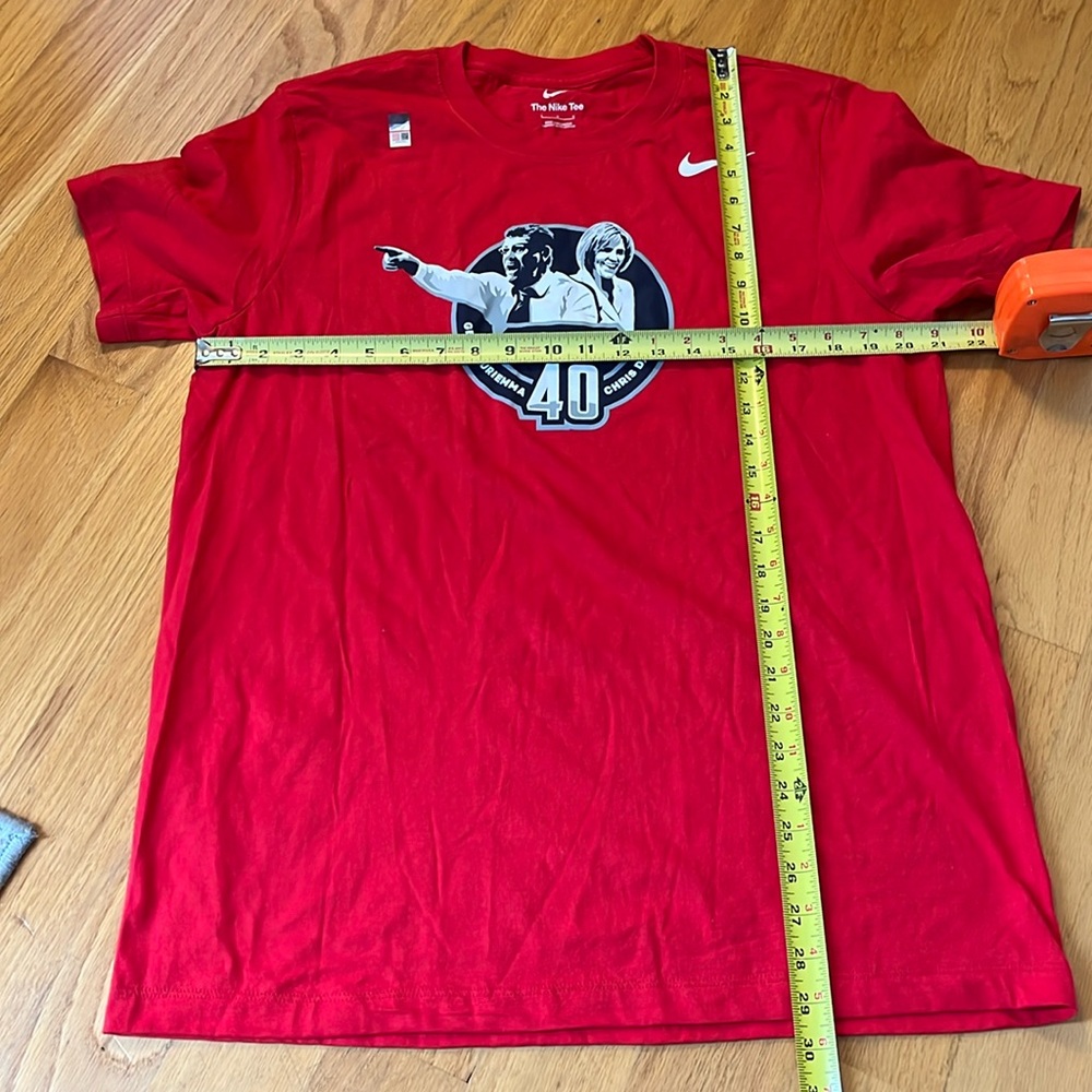 Nike UConn 40th Anniversary Basketball T-Shirt size L red Geno Auriemma - Picture 4 of 5
